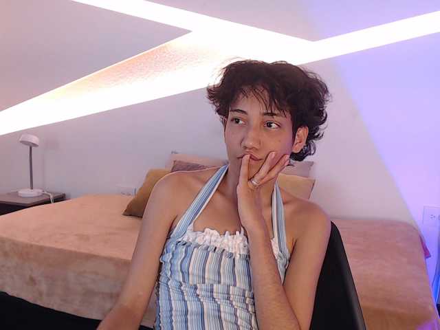 Kity-hot live cam on BongaCams