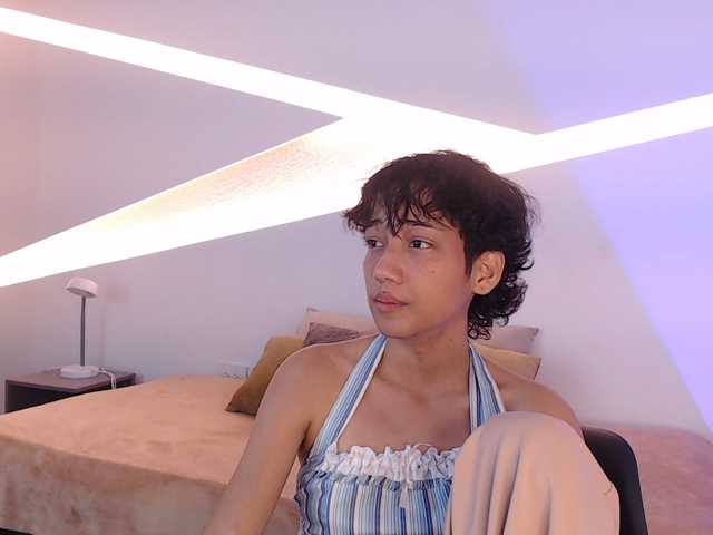 Kity-hot, en directo ahora en BongaCams