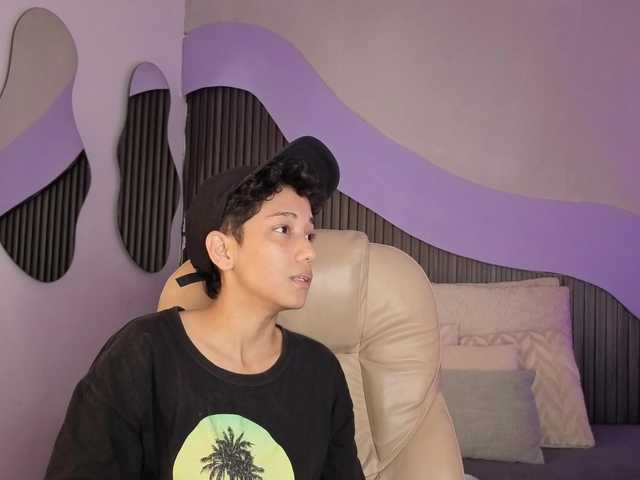 Kity-hot live cam on BongaCams