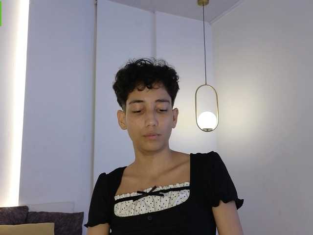 Kity-hot live cam on BongaCams