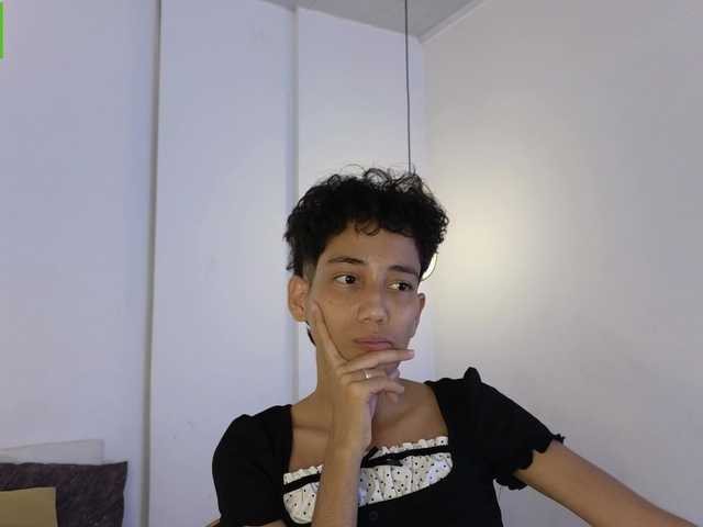 Kity-hot live cam on BongaCams