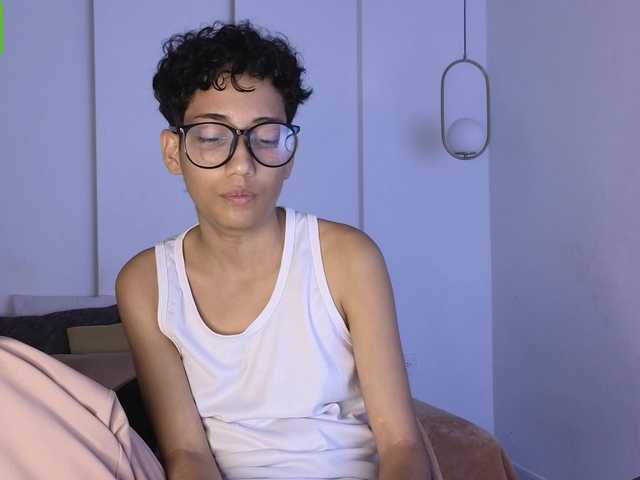 Kity-hot live cam on BongaCams