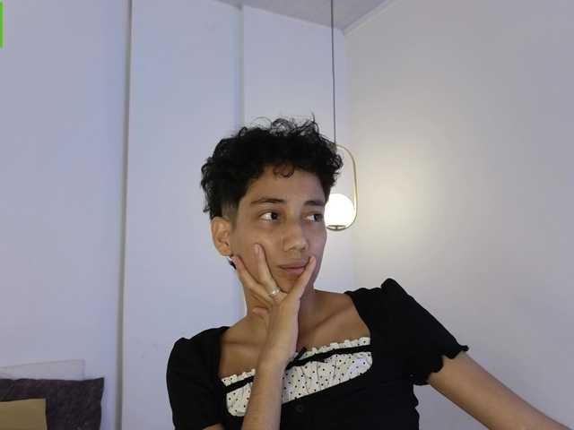 Kity-hot live cam on BongaCams