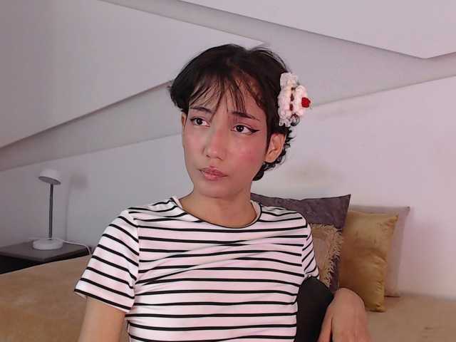 Kity-hot live cam on BongaCams