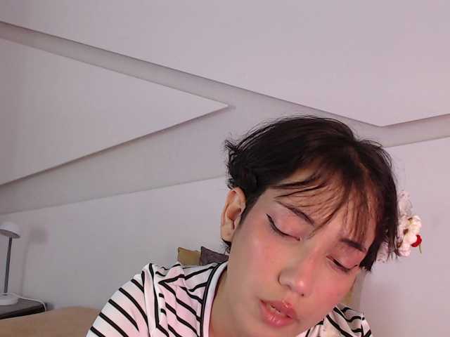 Kity-hot live cam on BongaCams
