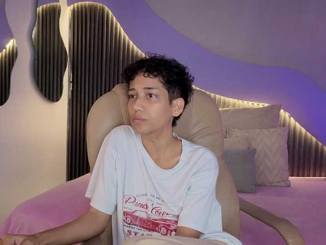Kity-hot live cam on BongaCams