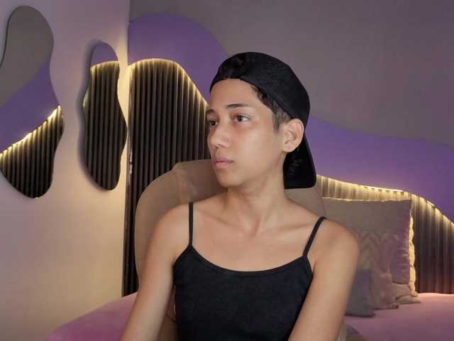Kity-hot live cam on BongaCams