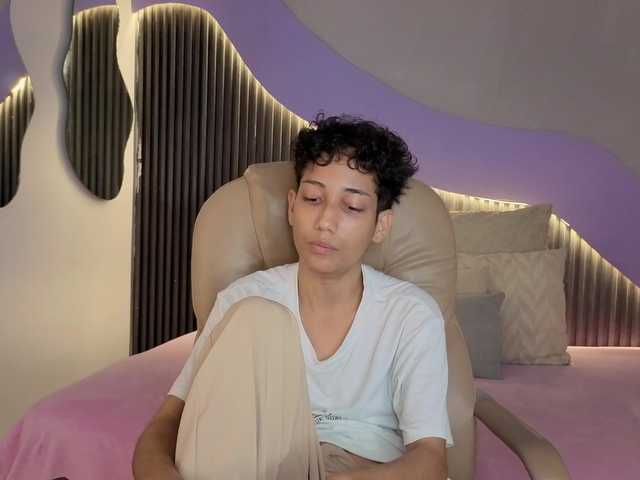 Kity-hot live cam on BongaCams
