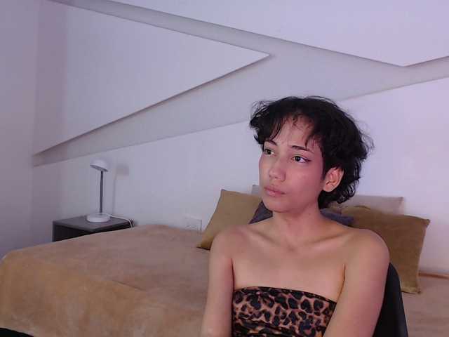 Kity-hot live cam on BongaCams