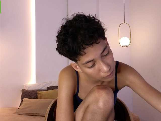 Kity-hot live cam on BongaCams