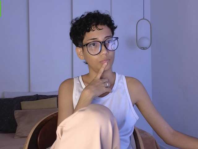Kity-hot live cam on BongaCams