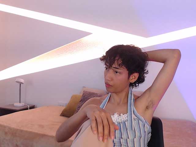 Kity-hot, en directo ahora en BongaCams