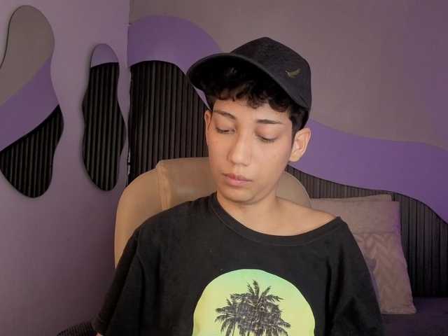 Kity-hot live cam on BongaCams