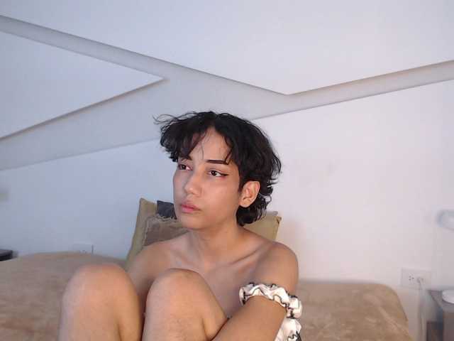Kity-hot live cam on BongaCams