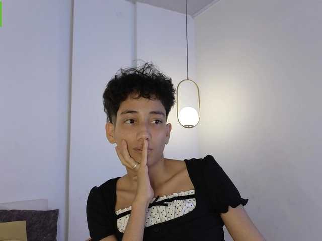 Kity-hot live cam on BongaCams