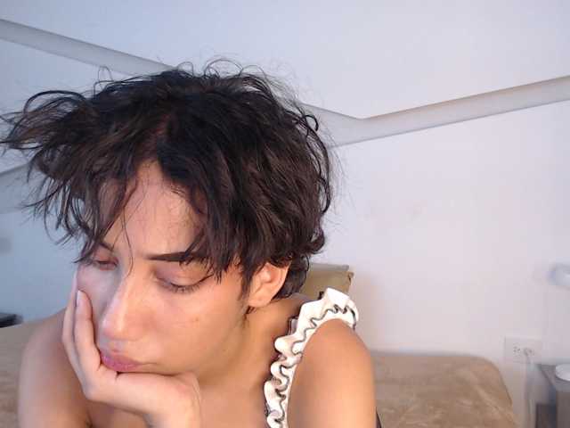 Kity-hot live cam on BongaCams