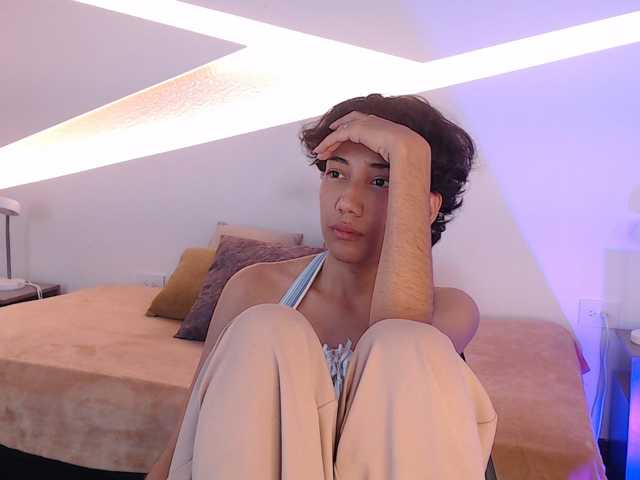 Kity-hot live cam on BongaCams