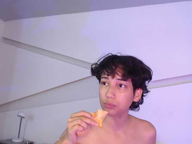 Kity-hot live cam on BongaCams