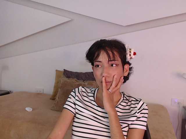 Kity-hot live cam on BongaCams