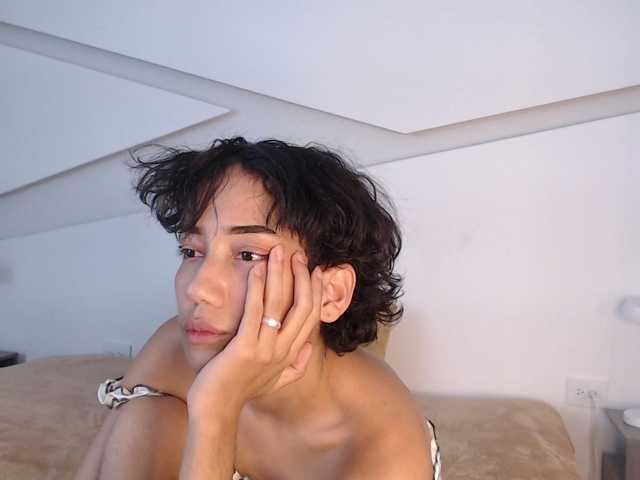 Kity-hot live cam on BongaCams