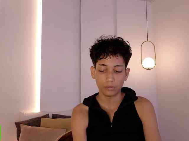 Kity-hot webcam
