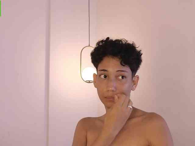 Kity-hot webcam