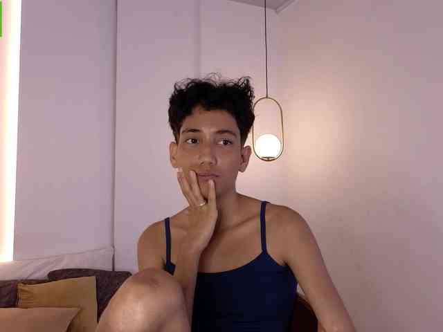 Kity-hot webcam