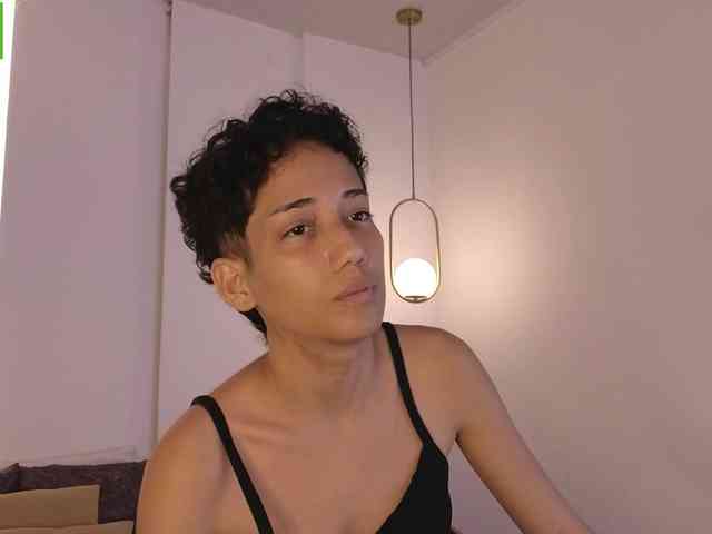 Kity-hot webcam