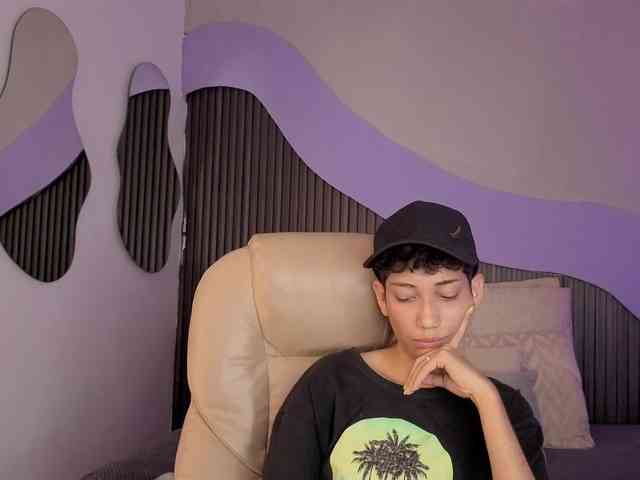 Kity-hot webcam
