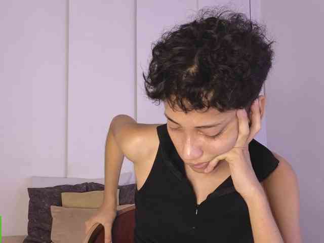 kity-hot's live room