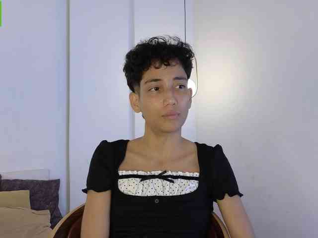 Kity-hot webcam