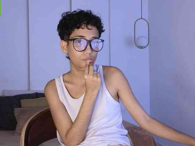 Kity-hot webcam