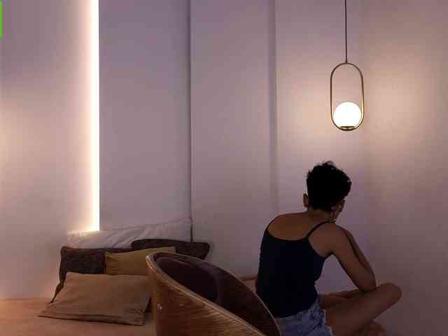 Kity-hot webcam