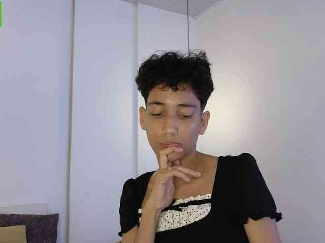 Kity-hot webcam