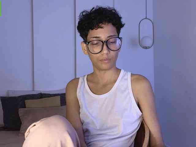 Kity-hot webcam