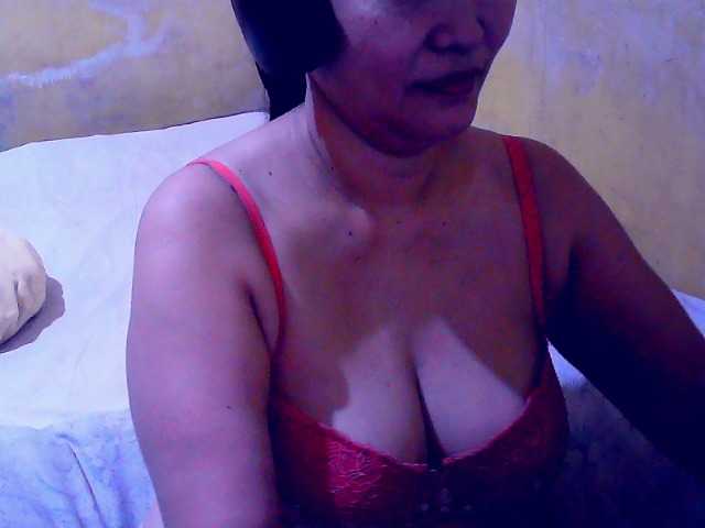 Carmela4u live webcam show