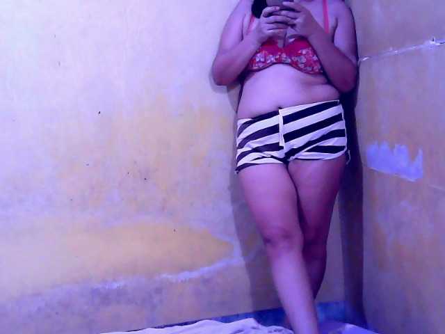 Carmela4u live webcam show