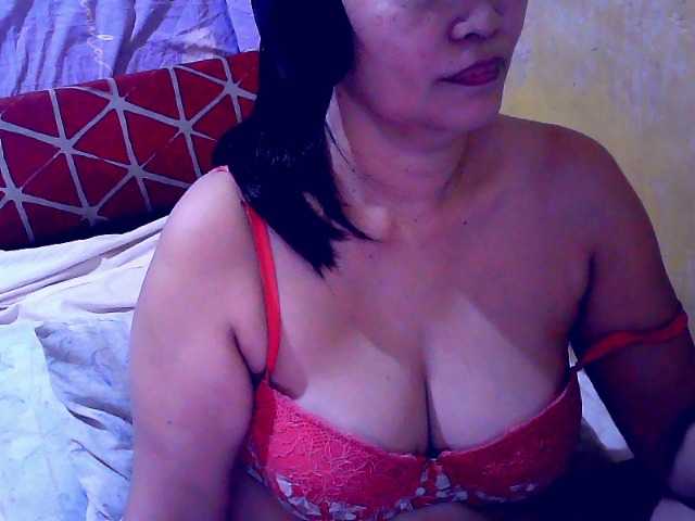 Carmela4u live webcam show