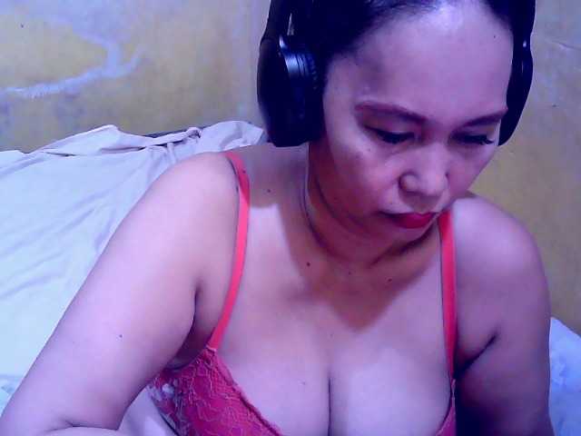 Carmela4u live webcam show
