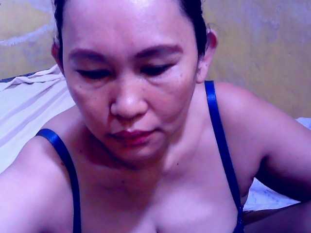 Carmela4u live webcam show