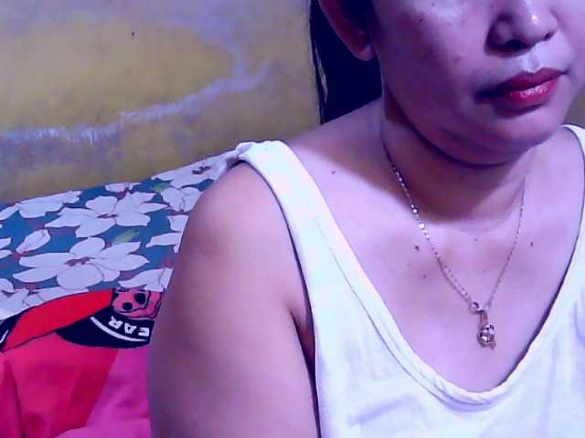 Carmela4u live cam on BongaCams