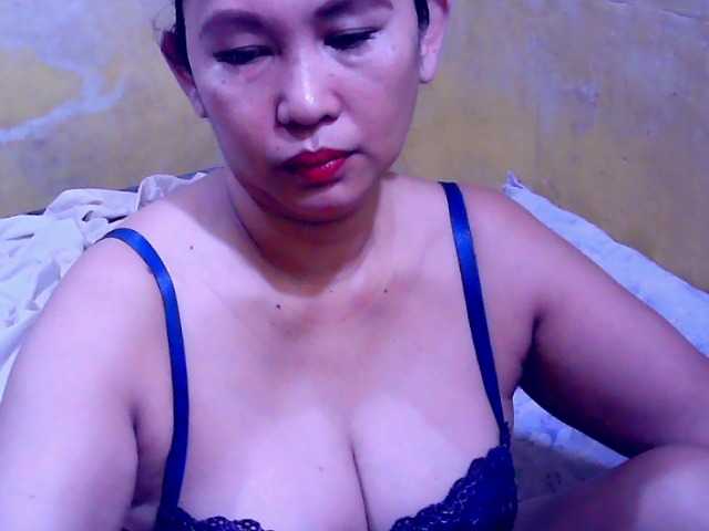 Carmela4u live webcam show