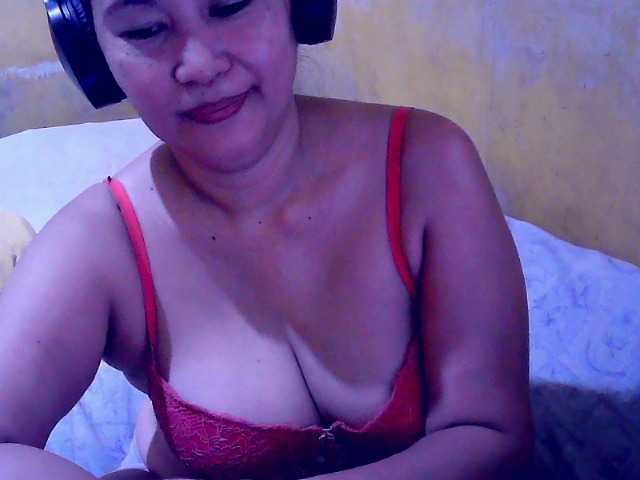 Carmela4u live webcam show