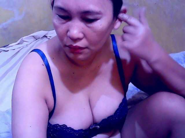 Carmela4u live webcam show