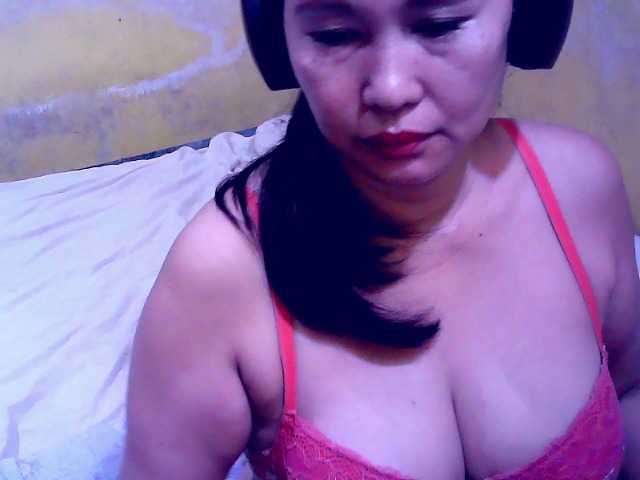 Carmela4u live webcam show