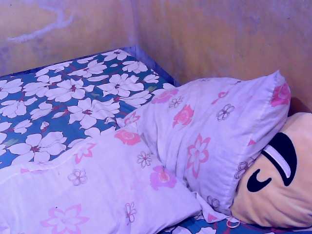 Carmela4u live cam on BongaCams