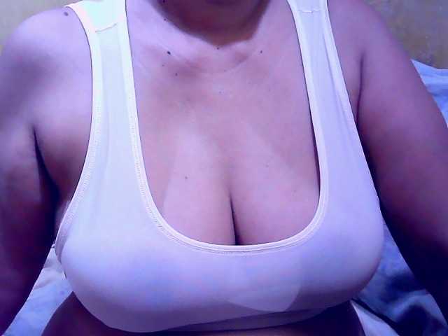 SweetMonlight webcam bongacams model stream image