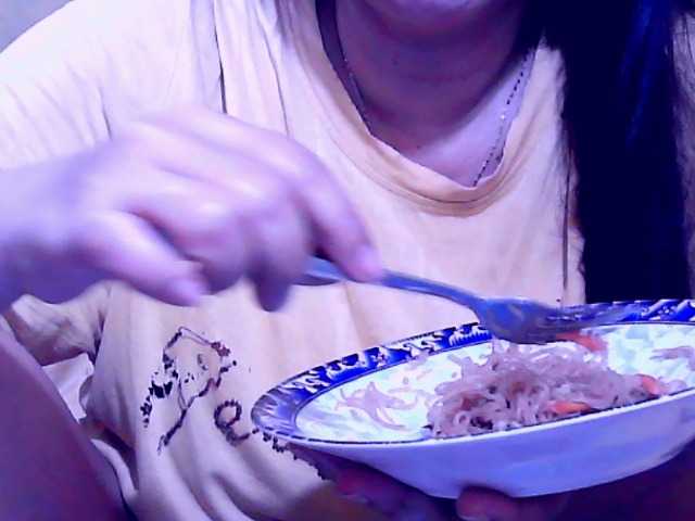 Carmela4u live cam on BongaCams