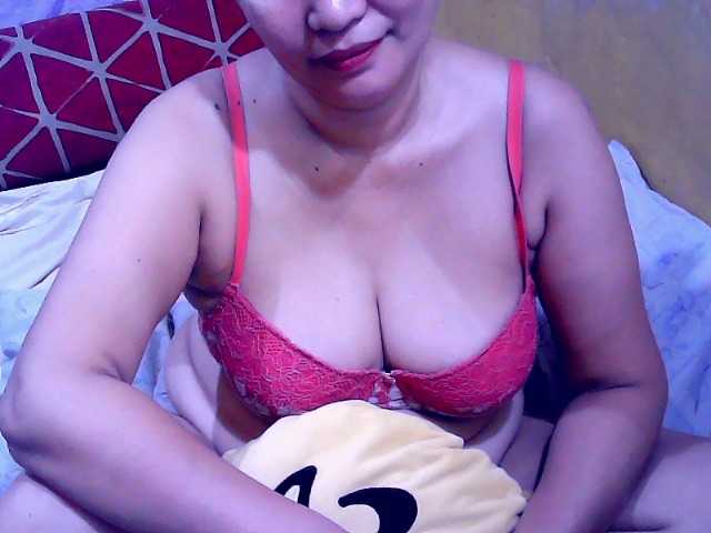 Carmela4u live webcam show