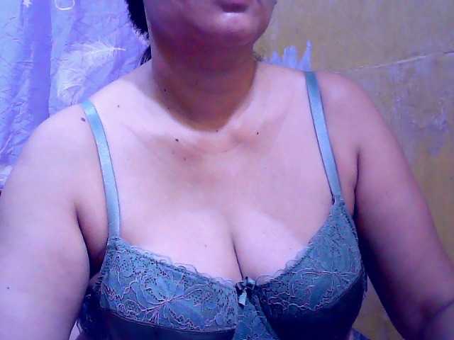 SweetMonlight webcam